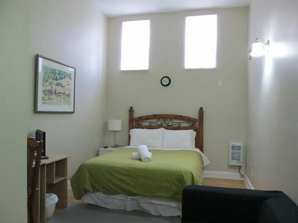Kaisar Guest House Toronto 2*,  Canada