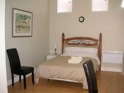Kaisar Guest House Toronto